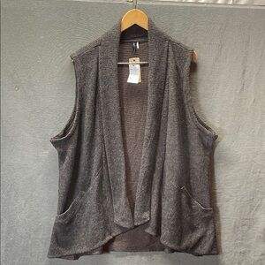 North River Charcoal Open-Front Women's Vest